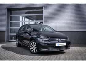Volkswagen Golf (2023) thumbnail 5