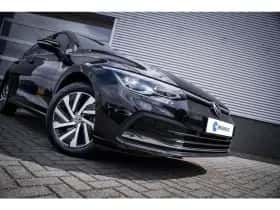 Volkswagen Golf (2023) thumbnail 6