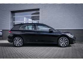 Volkswagen Golf (2023) thumbnail 7