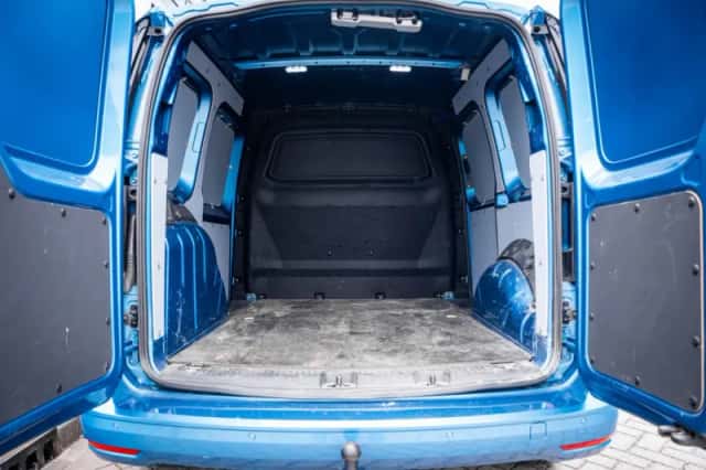 Volkswagen Caddy (2024) thumbnail 5
