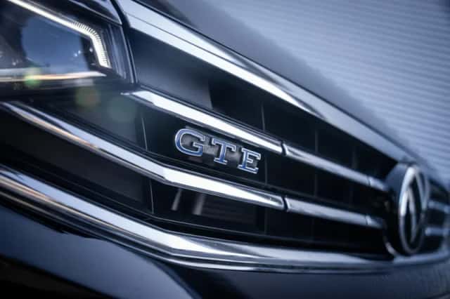 Volkswagen Passat (2023) thumbnail 4
