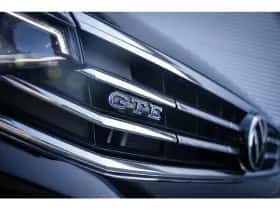 Volkswagen Passat (2023) thumbnail 4