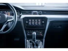 Volkswagen Passat (2023) thumbnail 35