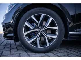 Volkswagen Passat (2023) thumbnail 8