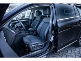 Volkswagen Passat (2023) thumbnail 10