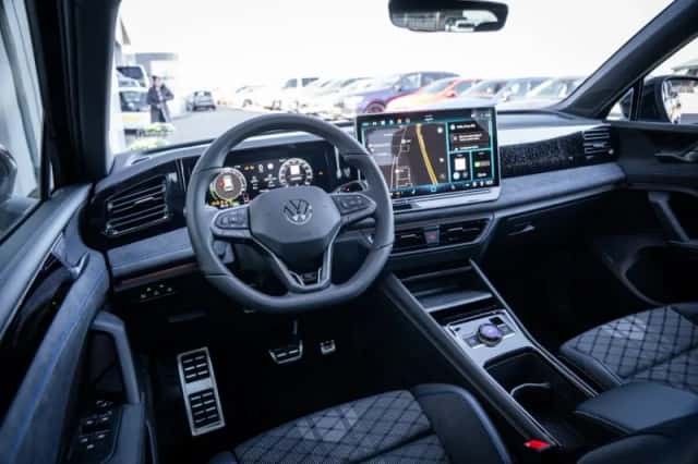 Volkswagen Tiguan (2026) thumbnail 25