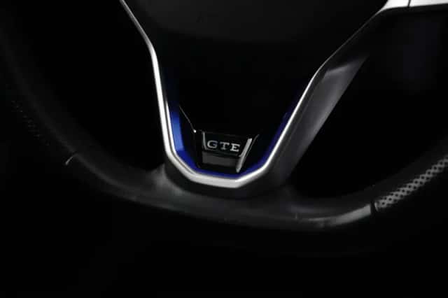 Volkswagen Passat (2022) thumbnail 14