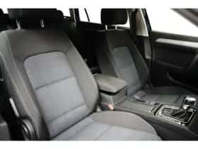 Volkswagen Passat (2022) thumbnail 6