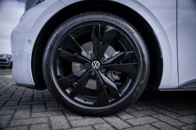Volkswagen ID.3 (2026) thumbnail 4