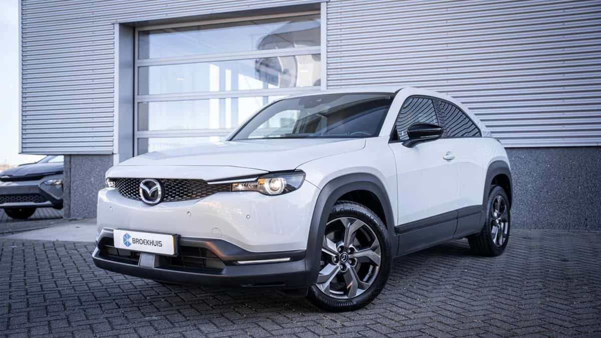 Mazda MX-30 (2020) — foto 1