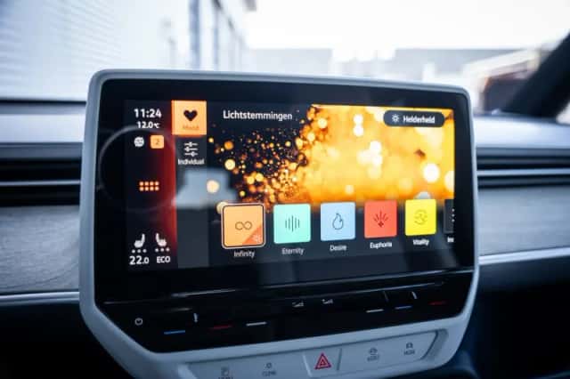 Volkswagen ID. Buzz (2023) thumbnail 35