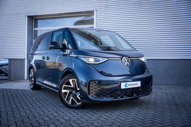 Volkswagen ID. Buzz (2023) thumbnail 5