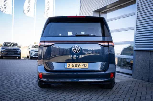 Volkswagen ID. Buzz (2023) thumbnail 10