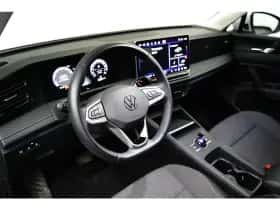 Volkswagen Tiguan (2025) thumbnail 18
