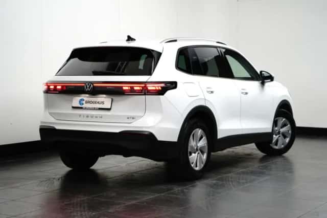 Volkswagen Tiguan (2025) thumbnail 4