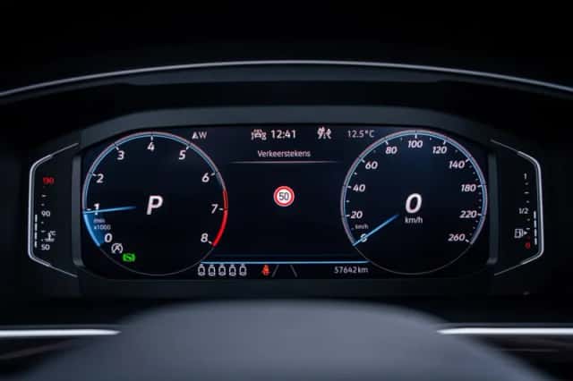 Volkswagen Tiguan (2024) thumbnail 25