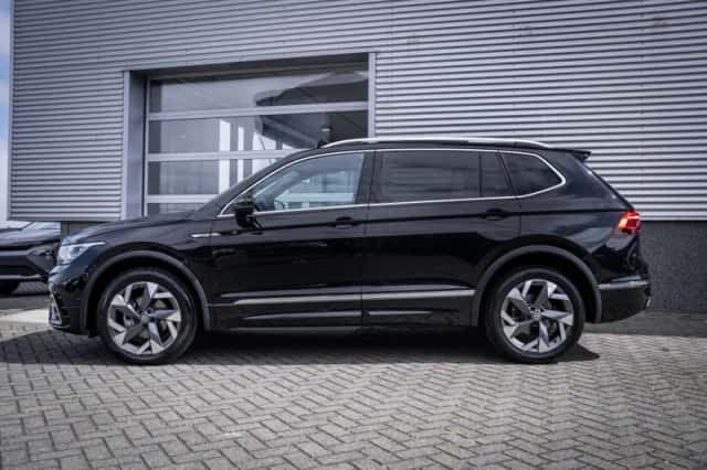 Volkswagen Tiguan (2024) thumbnail 8