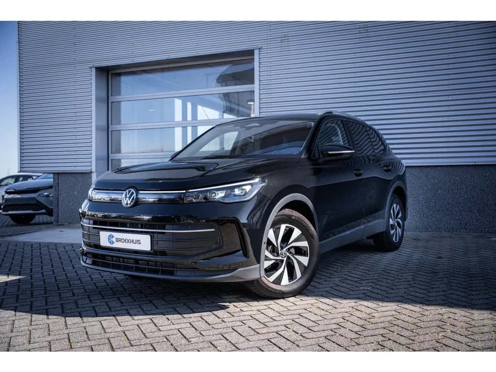 Volkswagen Tiguan (2025) — foto 1