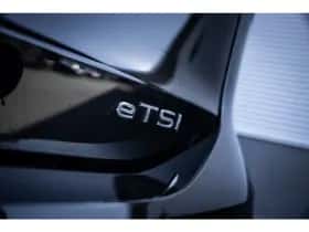 Volkswagen Tiguan (2025) thumbnail 16