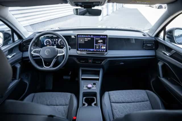 Volkswagen Tiguan (2025) thumbnail 23