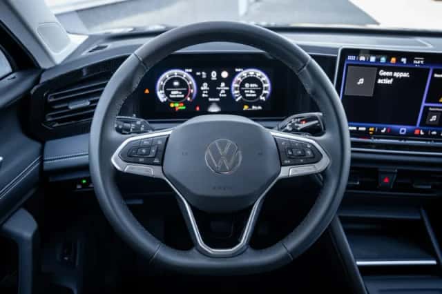 Volkswagen Tiguan (2025) thumbnail 24