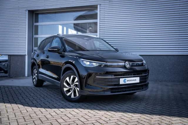Volkswagen Tiguan (2025) thumbnail 5