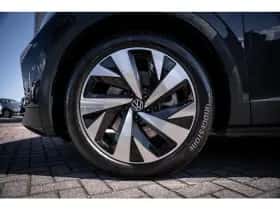 Volkswagen ID.4 (2020) thumbnail 9