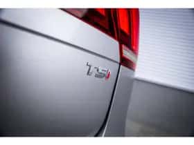 Volkswagen Tiguan (2016) thumbnail 13