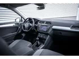 Volkswagen Tiguan (2016) thumbnail 21
