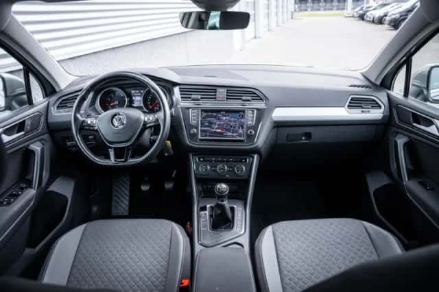 Volkswagen Tiguan (2016) thumbnail 22