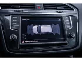 Volkswagen Tiguan (2016) thumbnail 31