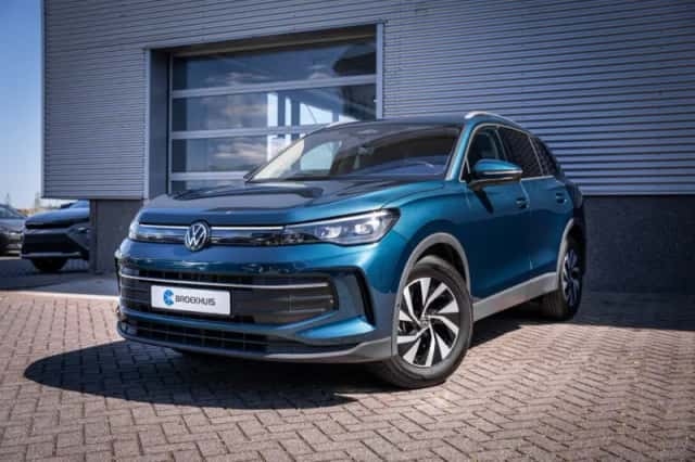 Volkswagen Tiguan (2025) thumbnail 1