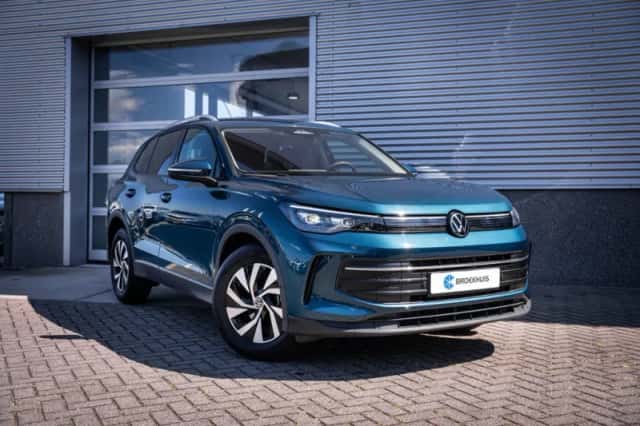 Volkswagen Tiguan (2025) thumbnail 2