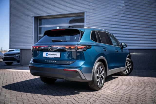 Volkswagen Tiguan (2025) thumbnail 13