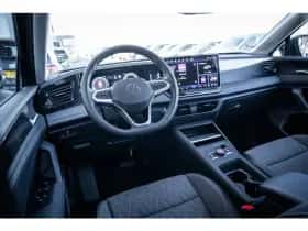 Volkswagen Tiguan (2025) thumbnail 33