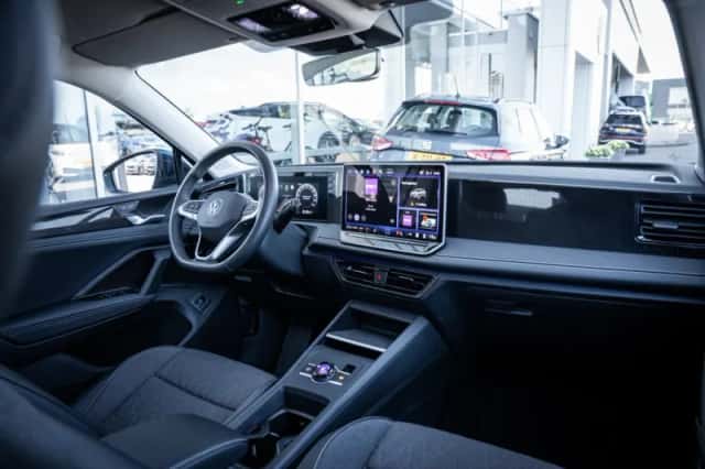 Volkswagen Tiguan (2025) thumbnail 38
