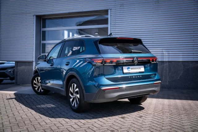 Volkswagen Tiguan (2025) thumbnail 7