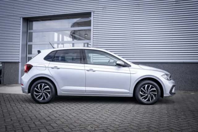 Volkswagen Polo (2023) thumbnail 15