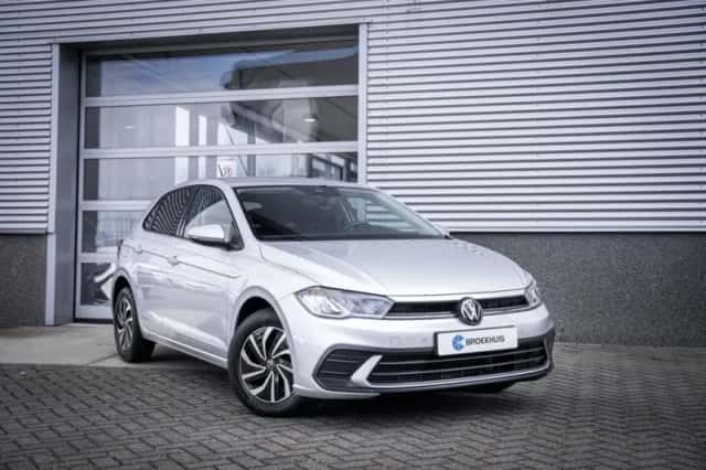 Volkswagen Polo (2023) thumbnail 3