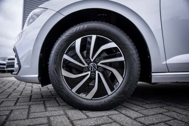 Volkswagen Polo (2023) thumbnail 7