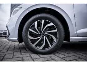Volkswagen Polo (2023) thumbnail 7