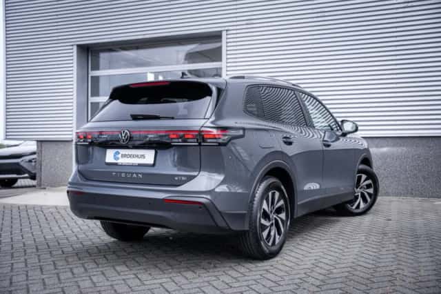 Volkswagen Tiguan (2025) thumbnail 15