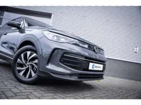 Volkswagen Tiguan (2025) thumbnail 3