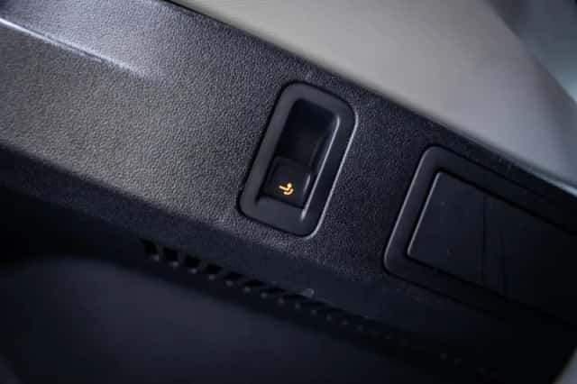 Volkswagen Tiguan (2025) thumbnail 5