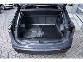 Volkswagen Tiguan (2025) thumbnail 6