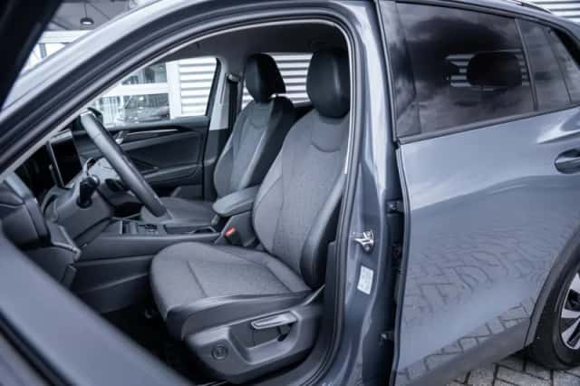 Volkswagen Tiguan (2025) thumbnail 7