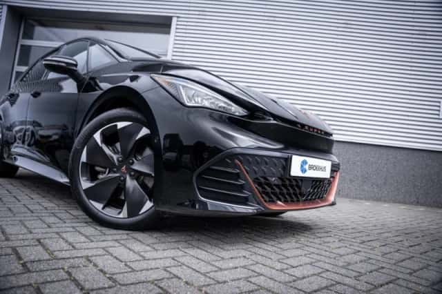 CUPRA Born (2024) thumbnail 3