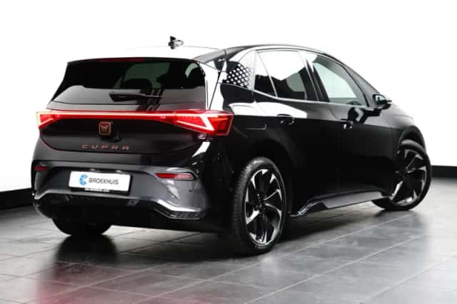 CUPRA Born (2024) thumbnail 4