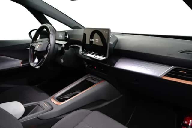 CUPRA Born (2024) thumbnail 7