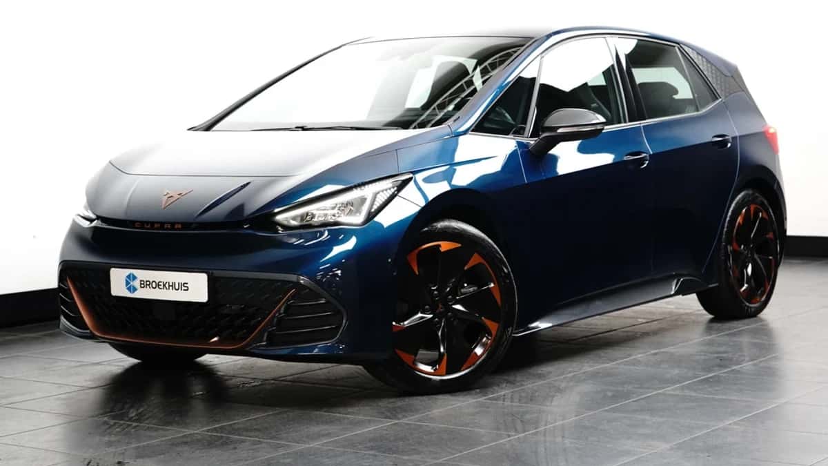 CUPRA Born (2023) — foto 1